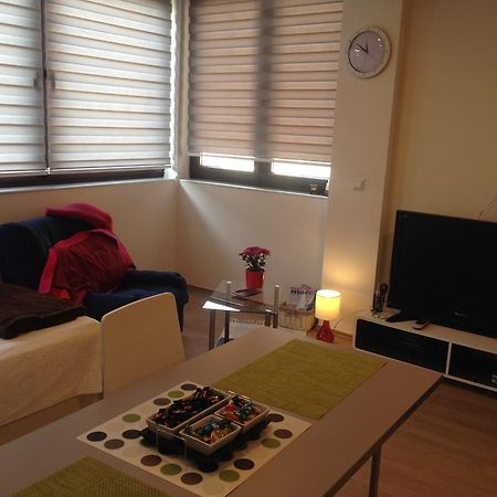 Dea'S Studio Apartment SJJ Habitación foto